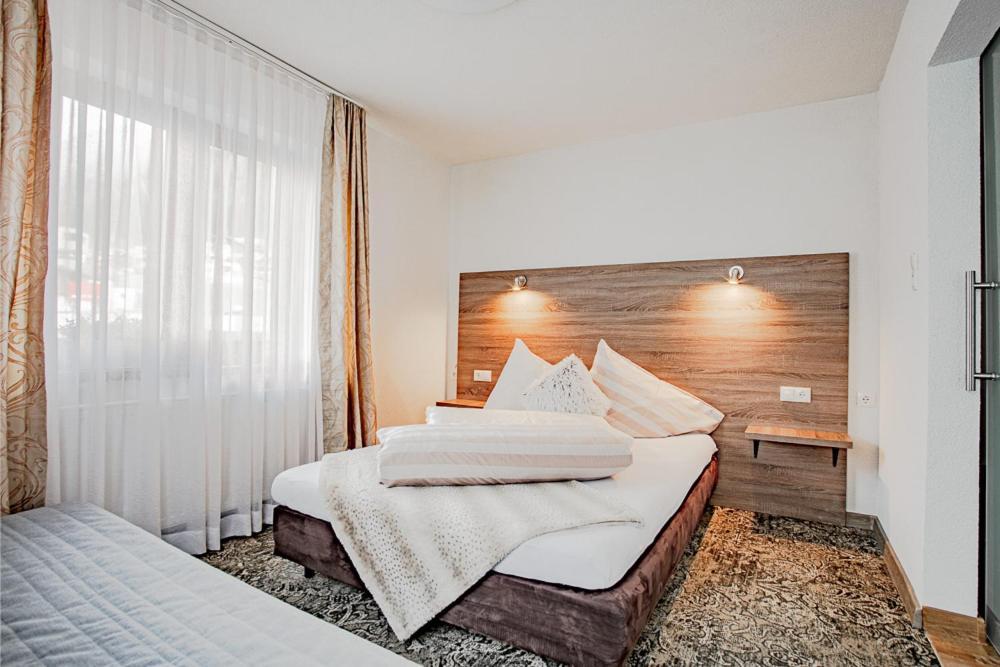 Apartments Leszek Elis 141 ซี ภายนอก รูปภาพ