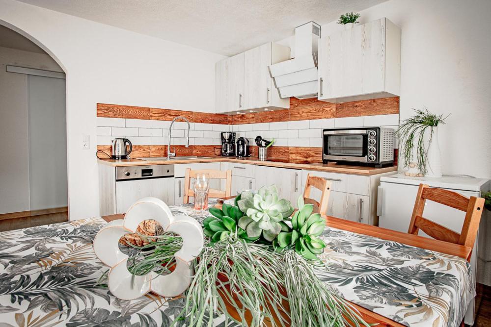 Apartments Leszek Elis 141 ซี ภายนอก รูปภาพ